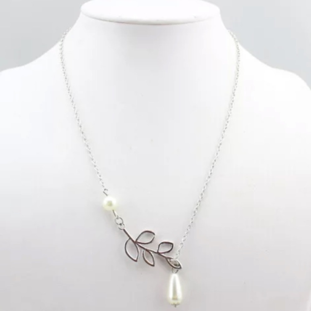 Water Droplet Pearl Hollow Choker Necklace - Picture 2 of 2